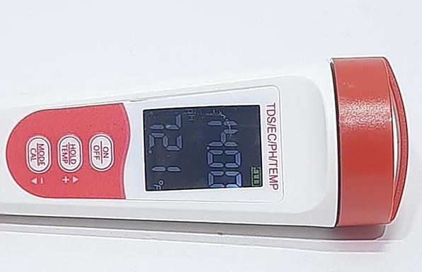 تستر(دستگاه) پی اچ متر (pH meter) قلمی ۴ کاره (PH/TDS/ES/Temp) آب مدل PH-300