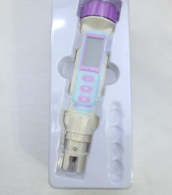 تستر(دستگاه) EC سنج آب مدل AZ8352
